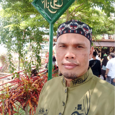 DR. Yunus Zainuddin, M.Pd