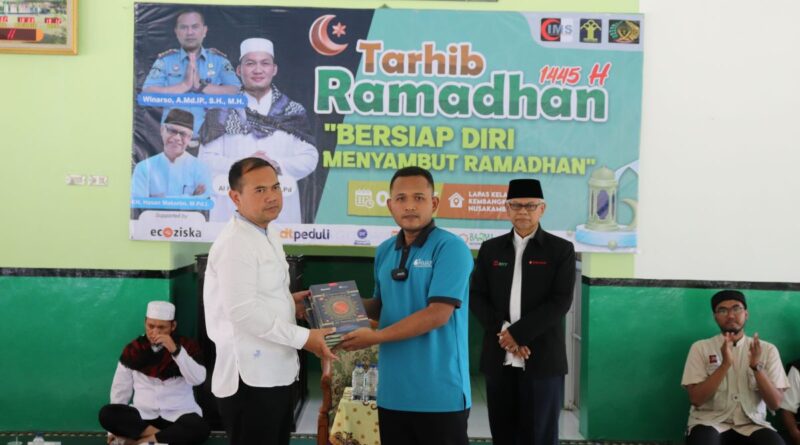 Wakaf DT Salurkan Wakaf Mushaf Al-Quran ke Nusakambangan