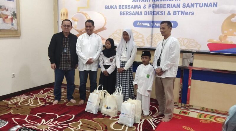 dt-peduli-serang-btnsyariah-santunan-1