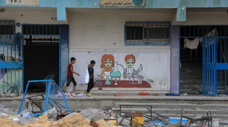 sekolah rusak di gaza